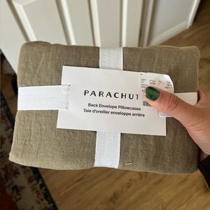 Parachute Home Linen KING SIZE pillowcases in color surplus
